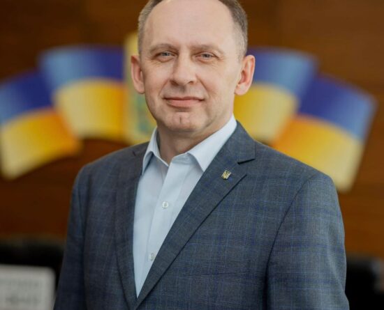 Мирослав Костенко